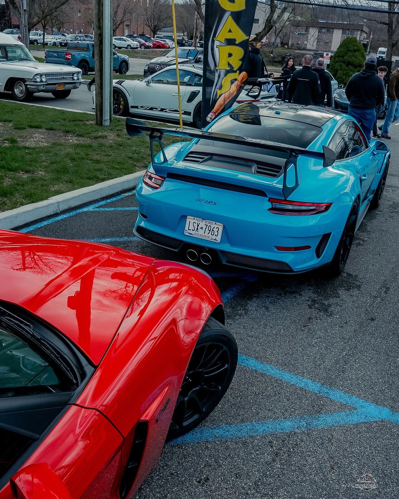A SPACE BUILT AROUND AUTOMOTIVE CULTURE.